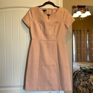 Talbots petites 4P beautiful textured cap sleeve shift dress fabulous baby pink